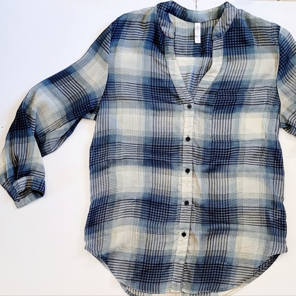 Sheer plaid longsleeve - Picture 1 of 12